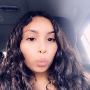 Meet your Posher, Fatima